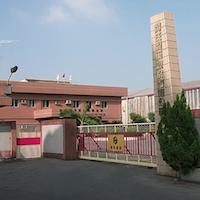1984 年11月斗南GMP新厂破土兴建，并更名「黄氏制药股份有限公司」。